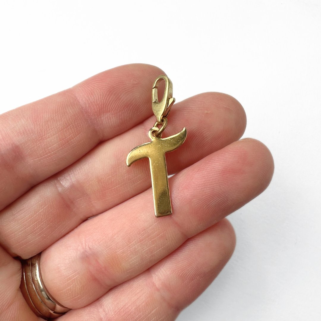 Vintage gold plated "T" monogram charm