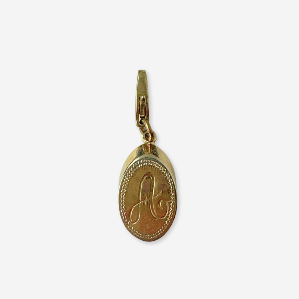 Vintage mall oval gold plated "A" monogram charm