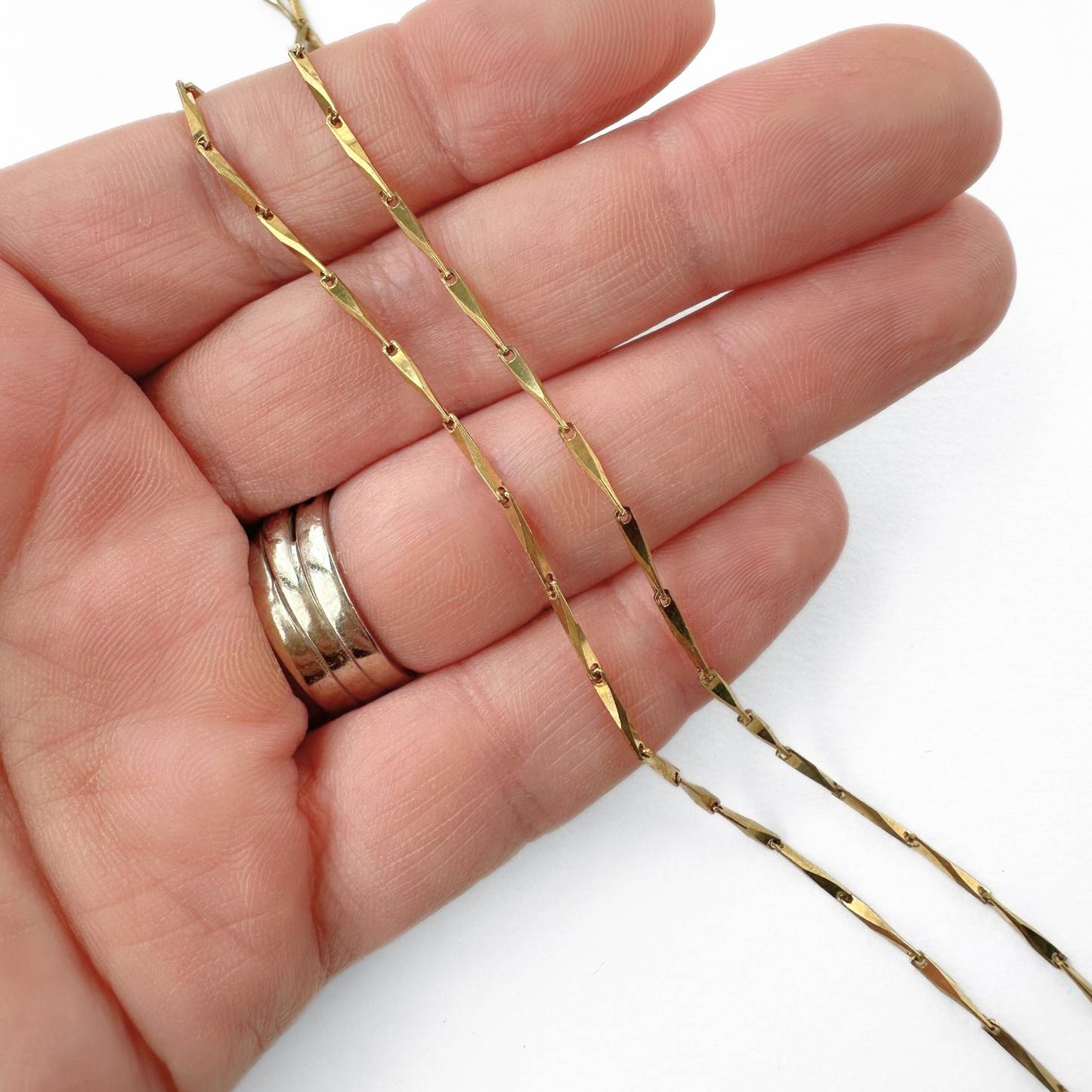 Thin brass beveled bar link blank chain