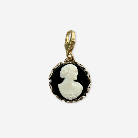 Vintage black and white round cameo charm