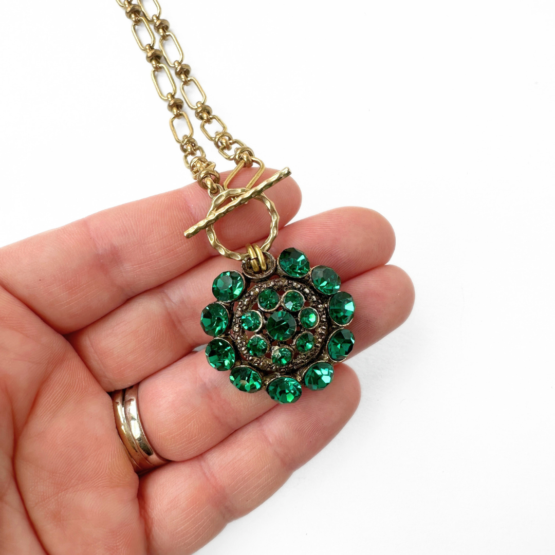 Vintage emerald green rhinestone pendant with brass chain and toggle clasp