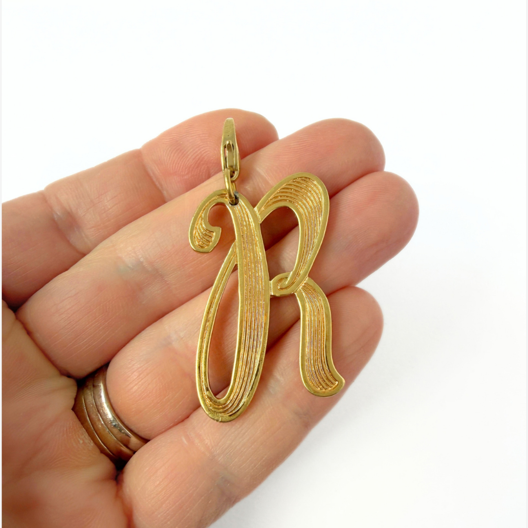 Large vintage gold tone letter "R" monogram charm