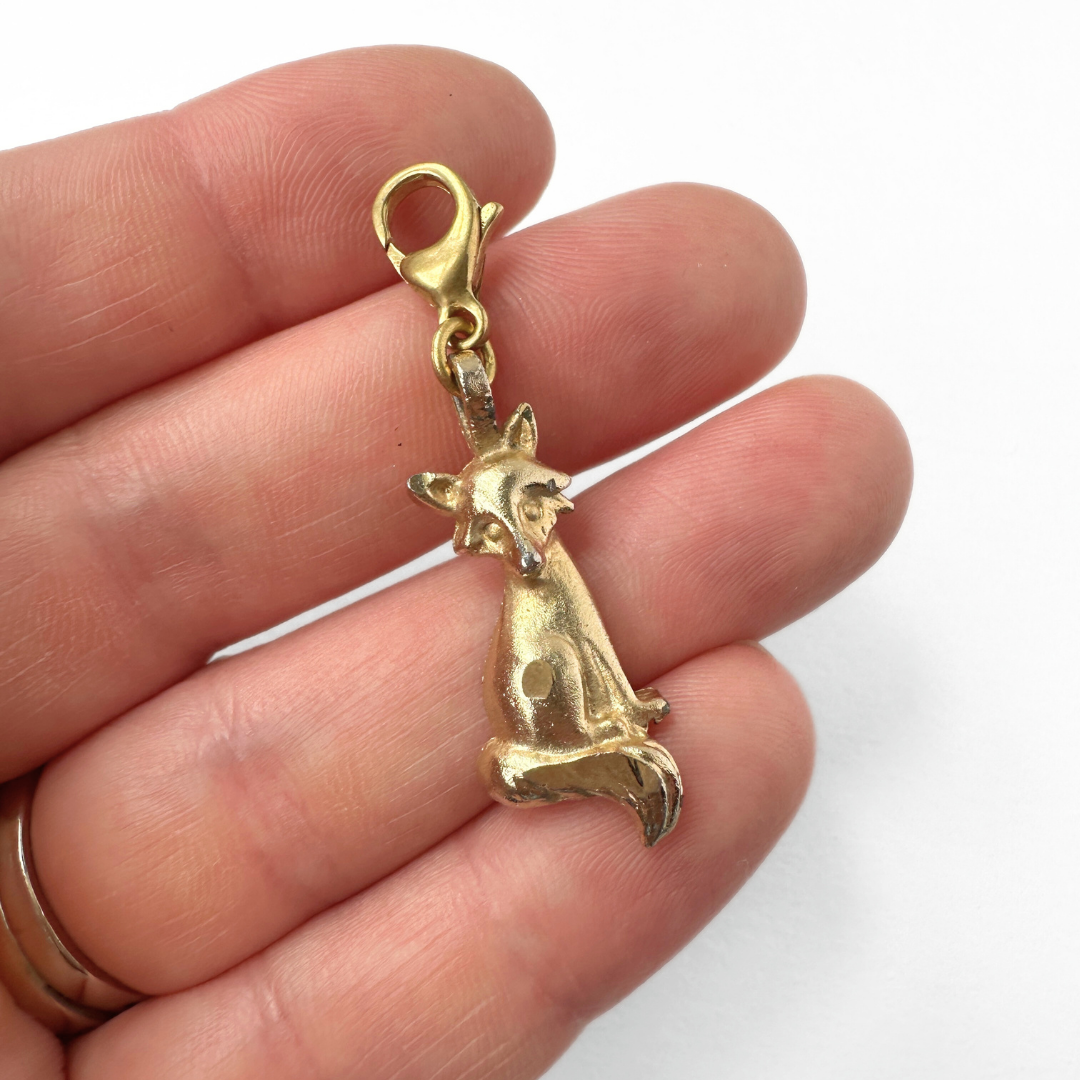 Vintage gold tone fox charm pendant