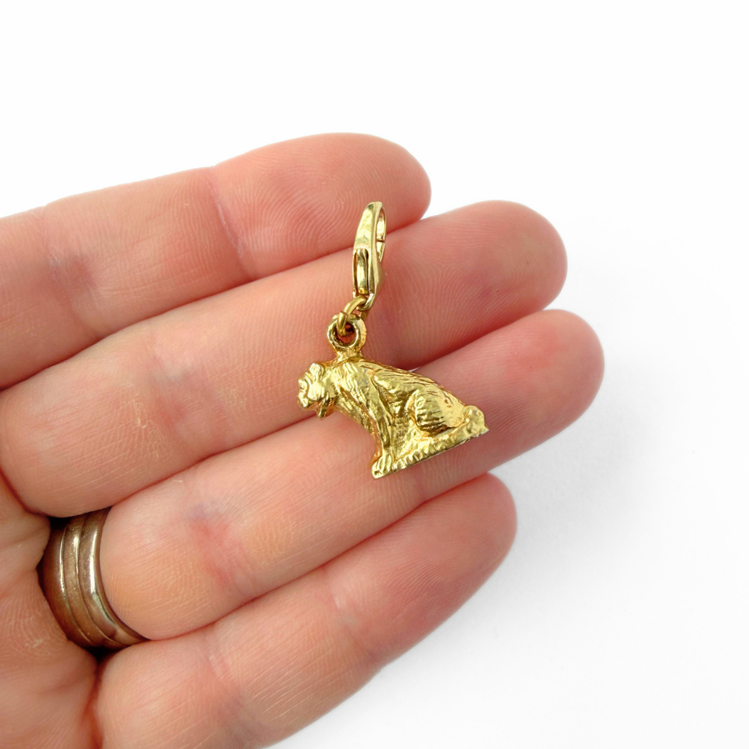 Vintage gold tone lioness charm pendant