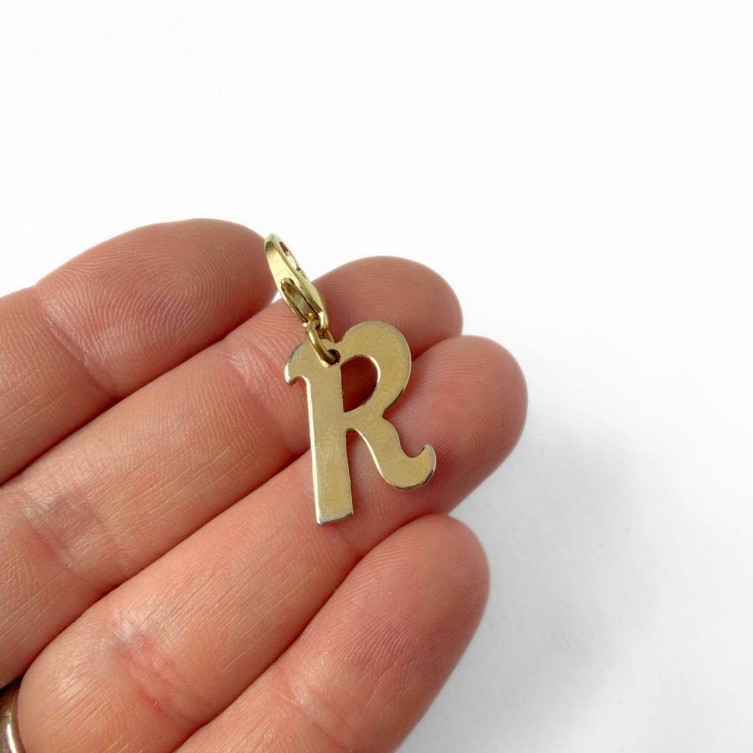 Vintage gold plated "R" monogram charm