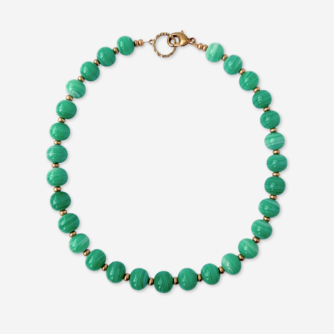 Vintage Japanese Glass beaded necklace: Green Swirl