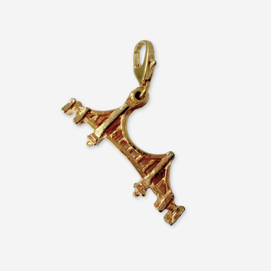 Vintage Golden Gate Bridge charm