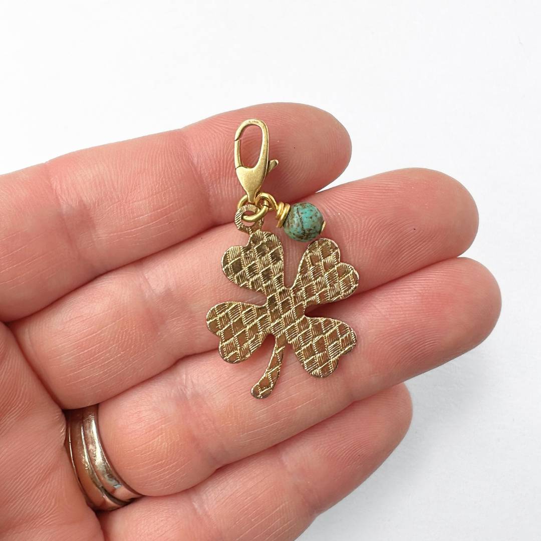 Vintage gold plated textured four leaf clover charm